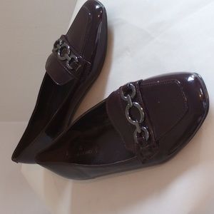 Bandolino patent leather loafers size 7 medium